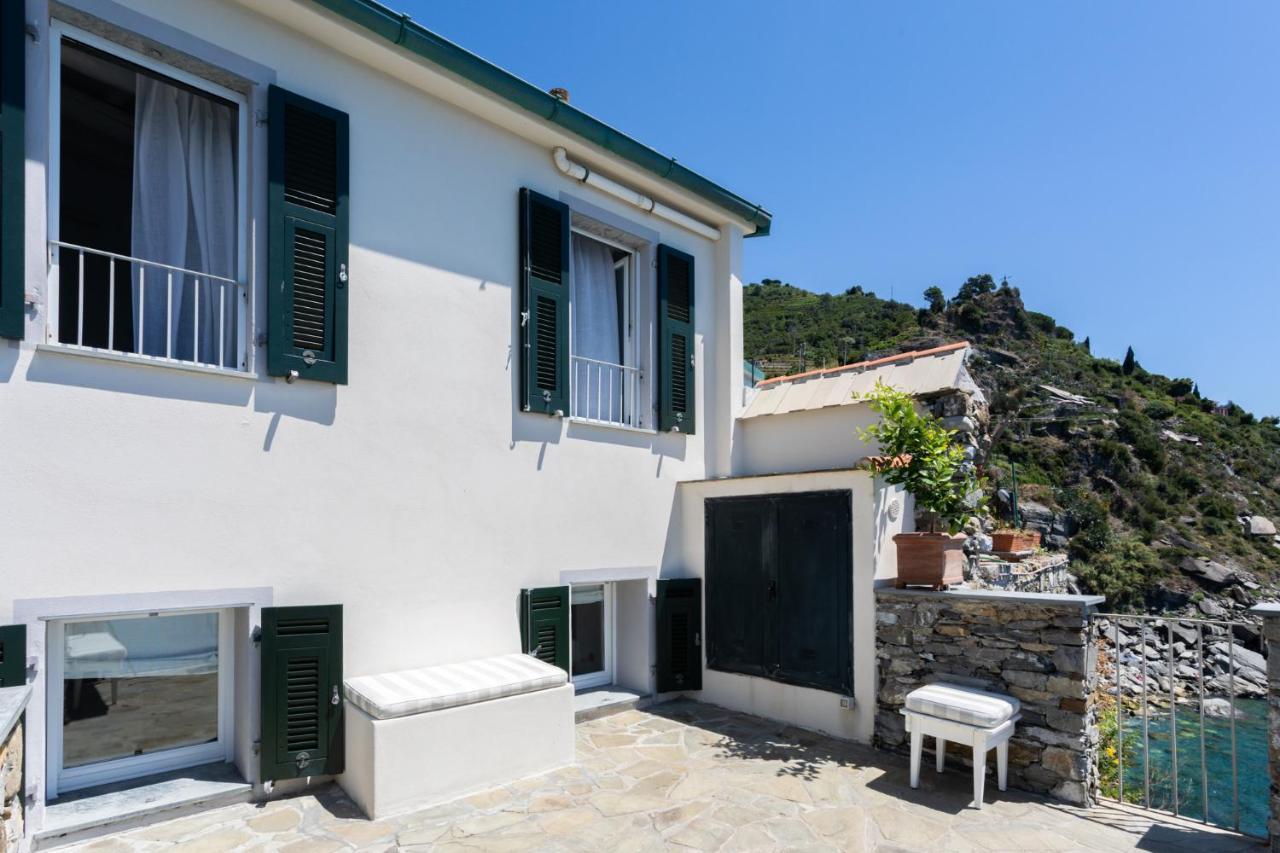 La Mala - Camere Di Charme Vernazza Bagian luar foto